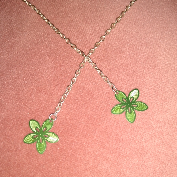 Solid 925 Sterling Silver Ear Wires Handmade Long Chain Green Flower Earrings - Picture 3 of 7